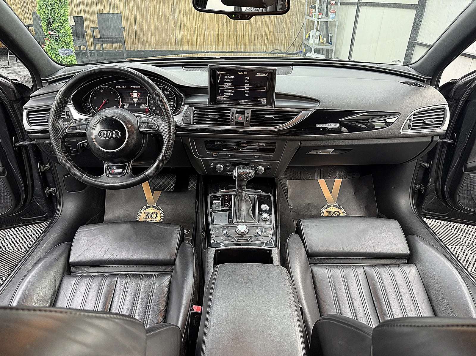Audi A6 BI-turbo/FEL LED/S-line/KeulessGo/СОБСТВЕН ЛИЗИНГ, снимка 11 - Автомобили и джипове - 55430852