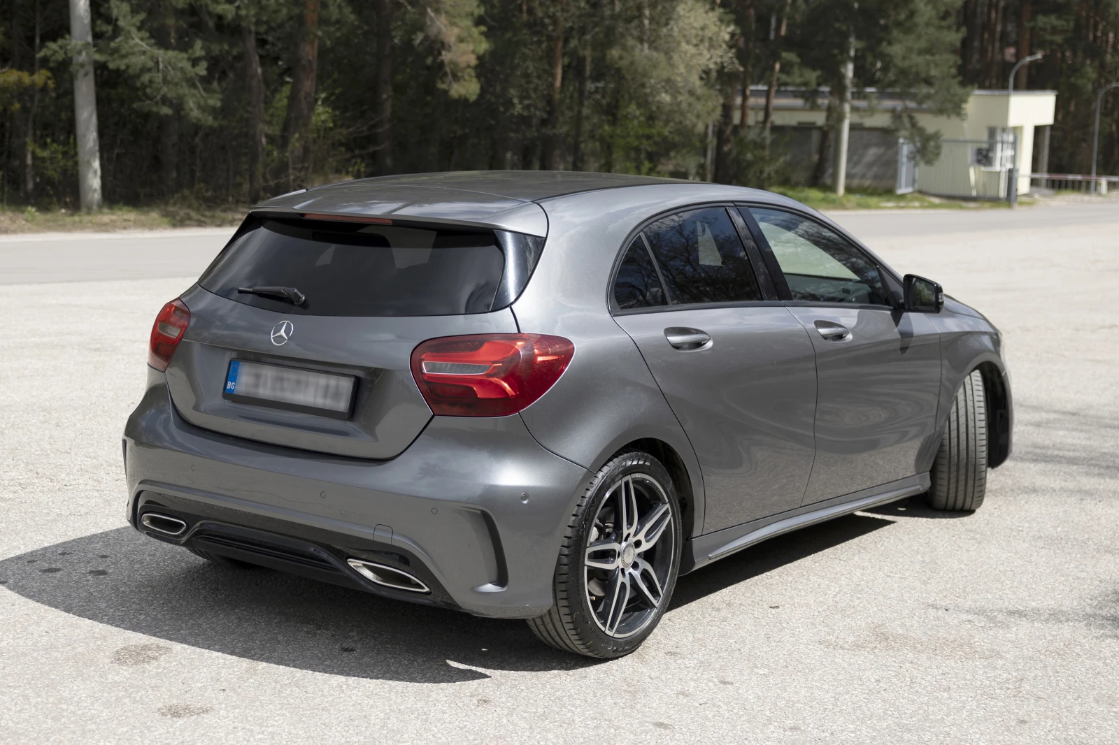 Mercedes-Benz A 200 AMG line, снимка 5 - Автомобили и джипове - 55906567