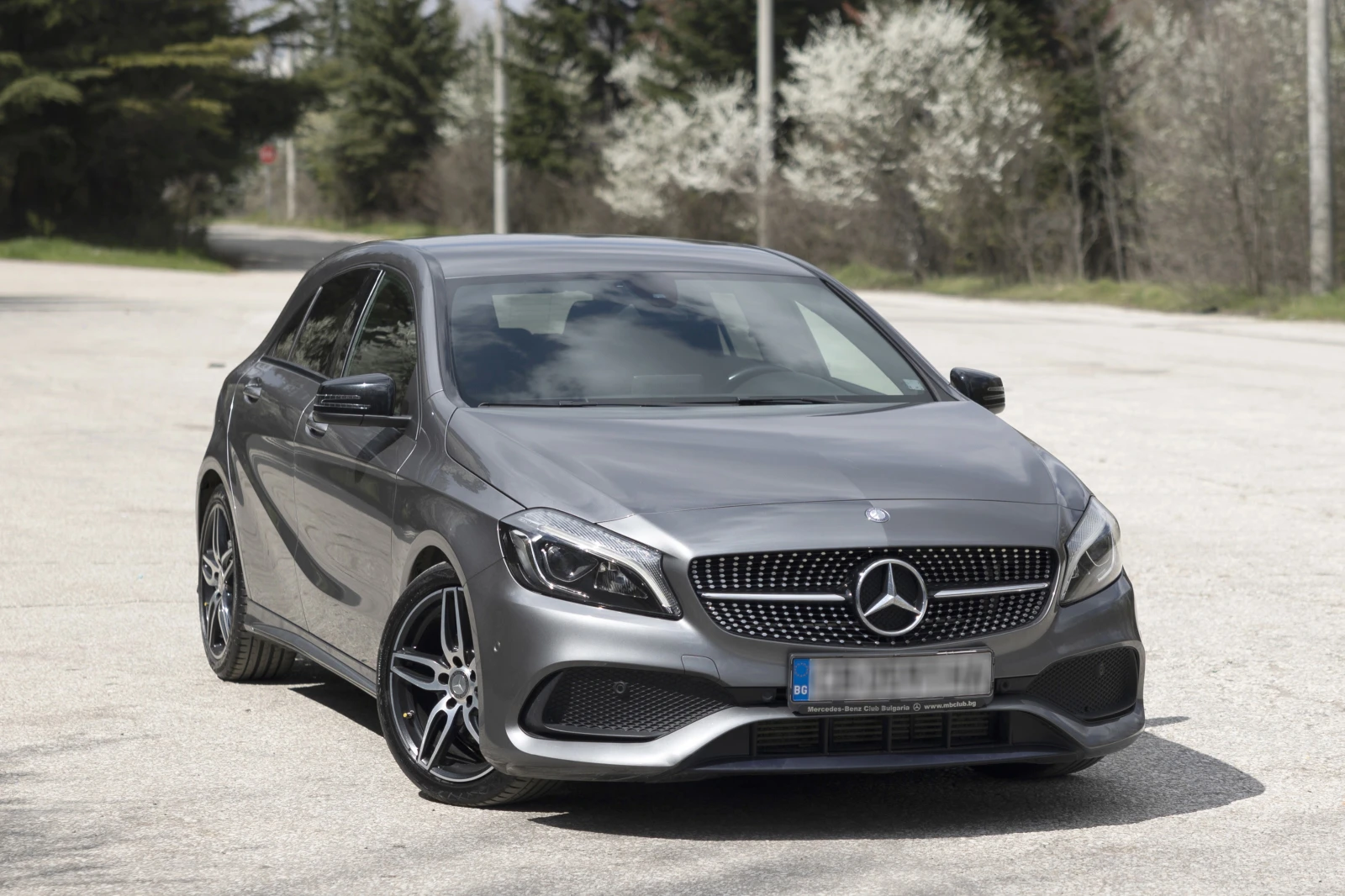 Mercedes-Benz A 200 AMG line, снимка 12 - Автомобили и джипове - 55906567