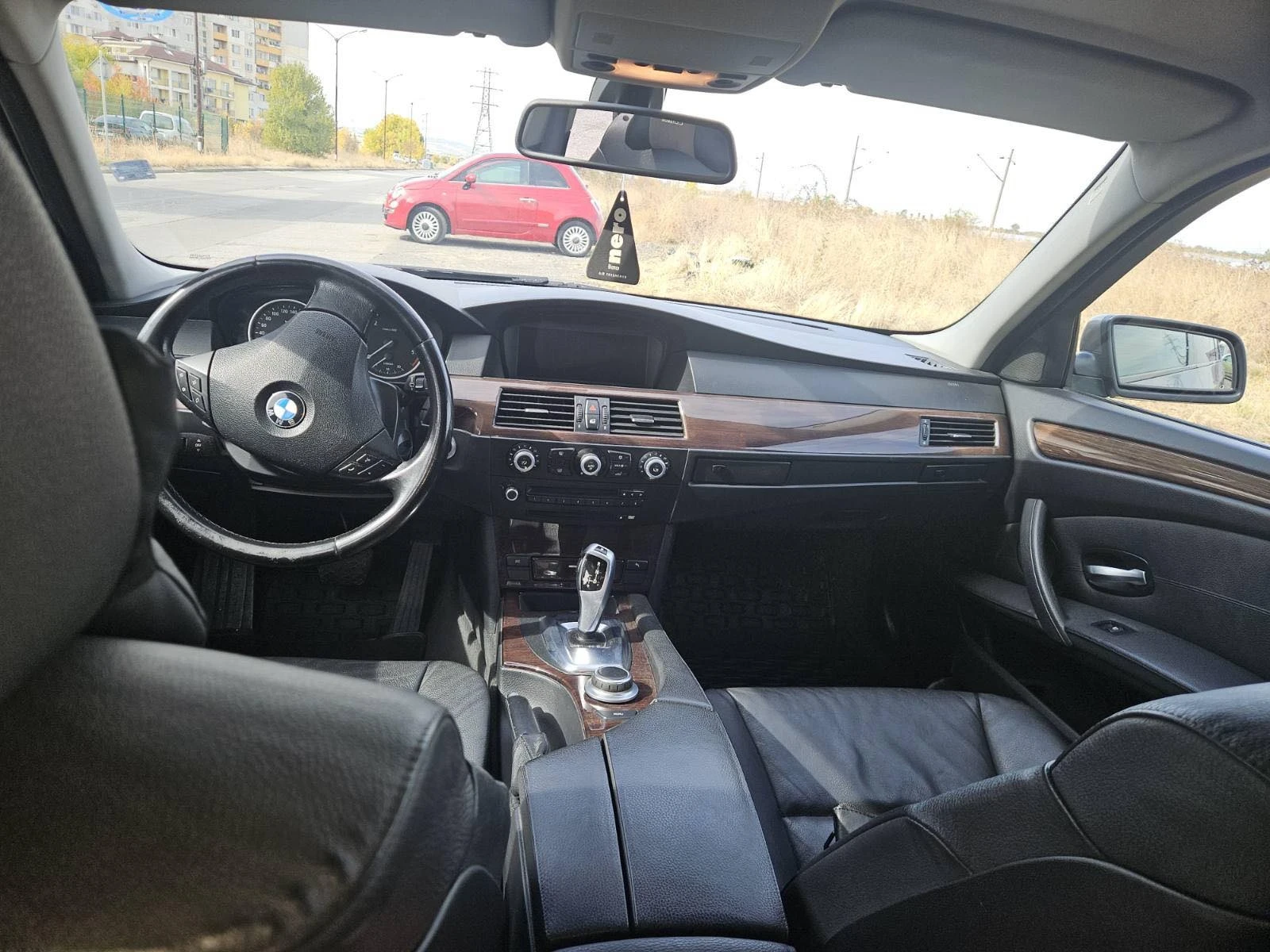 BMW 525 Facelift, снимка 12 - Автомобили и джипове - 56451717