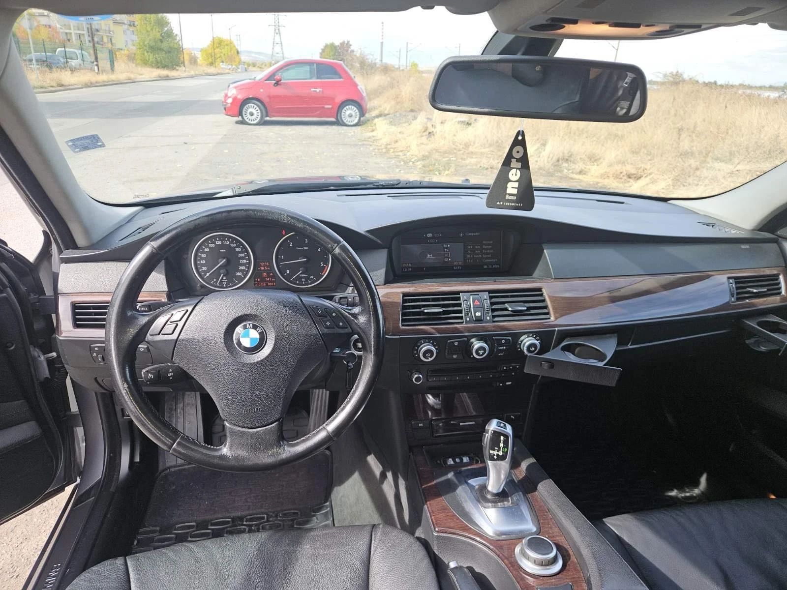BMW 525 Facelift, снимка 10 - Автомобили и джипове - 56451717