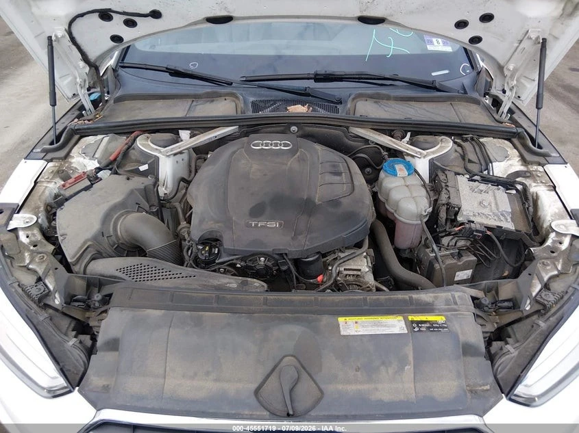 Audi A5 2.0T Premium, снимка 13 - Автомобили и джипове - 56462869