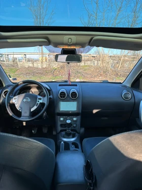 Nissan Qashqai 1.5 DCI / Panorama/Navi/7 места, снимка 9