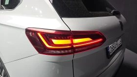 VW Touareg PRESTIGE* ОБДУХ* ДИСТРОНИК* ВЪЗДУХ* MATRIX* MАСАЖ* | Auto.bg — изображение 17