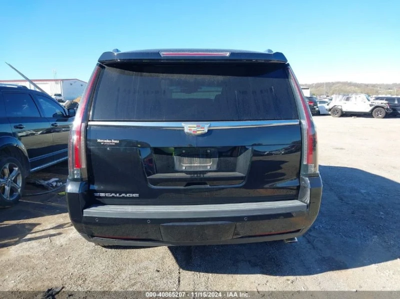 Cadillac Escalade, снимка 6 - Автомобили и джипове - 49066620