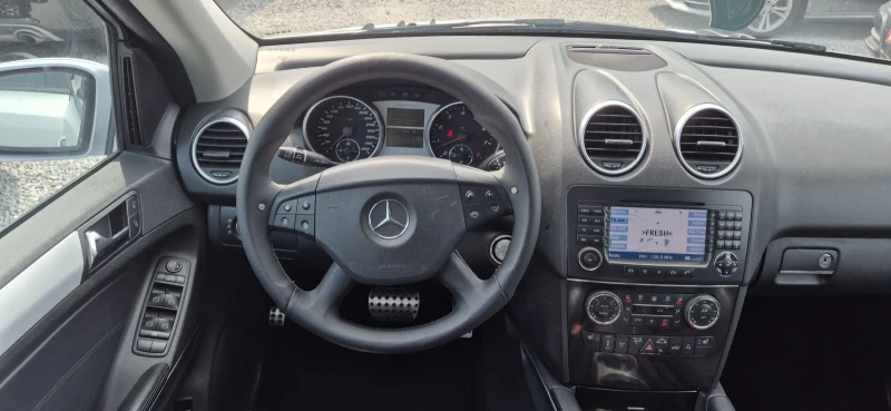 Mercedes-Benz ML 63 AMG 6.3 AMG 510кс., снимка 14 - Автомобили и джипове - 50837388