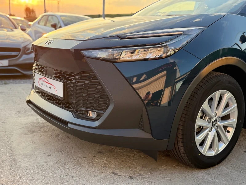 Toyota C-HR LED/NAVI/CARPLAY/CAM/СОБСТВЕН ЛИЗИНГ, снимка 4 - Автомобили и джипове - 51385436