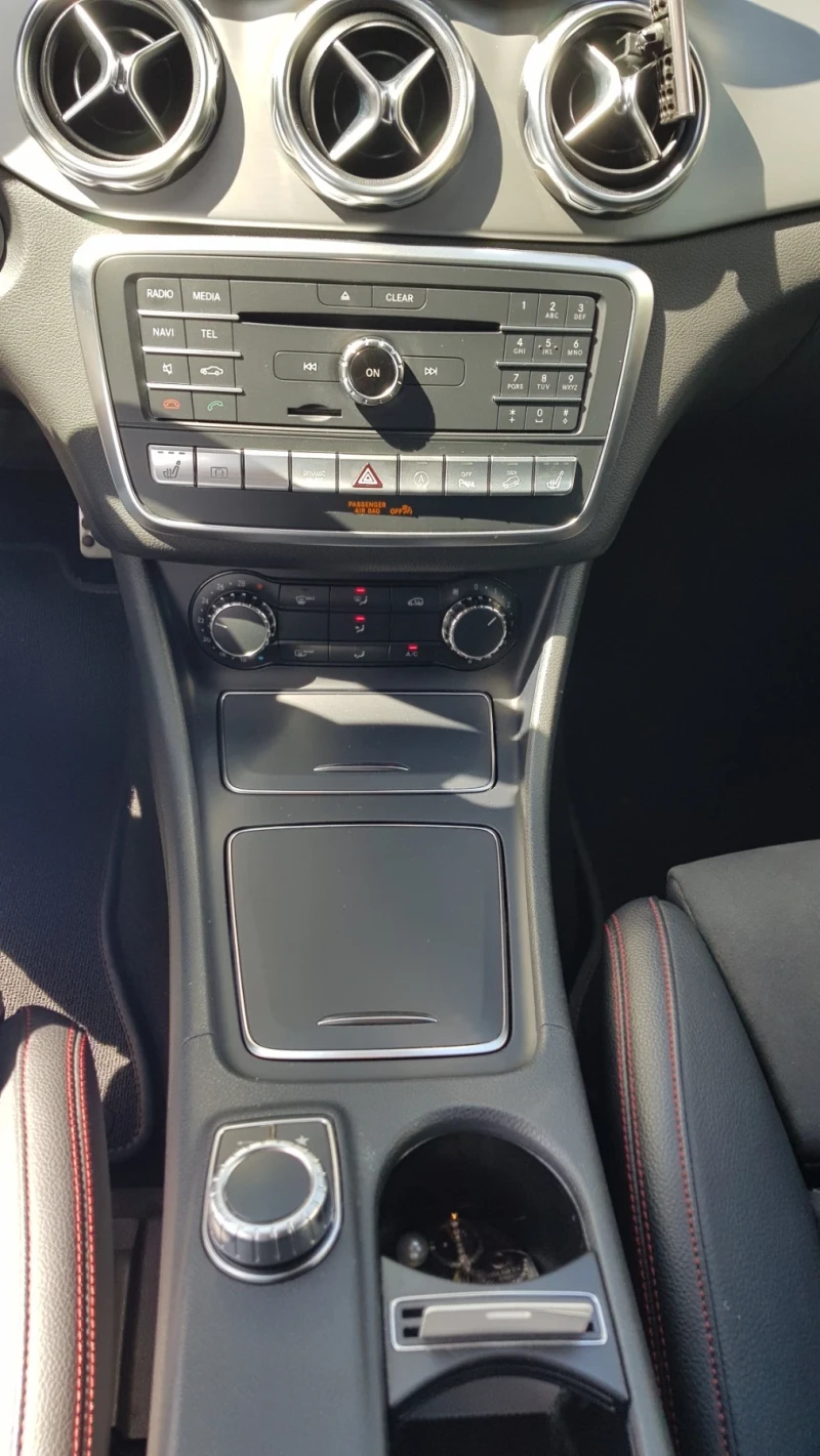 Mercedes-Benz GLA 220 CDI 4 MATIC AMG, снимка 6 - Автомобили и джипове - 51680786