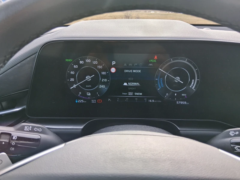 Kia Niro EV, снимка 15 - Автомобили и джипове - 52496689