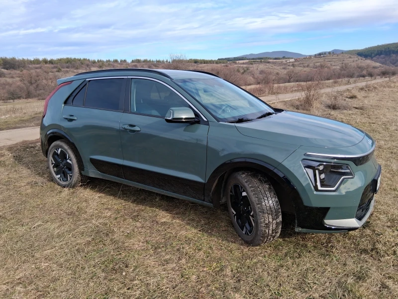Kia Niro EV, снимка 10 - Автомобили и джипове - 52496689