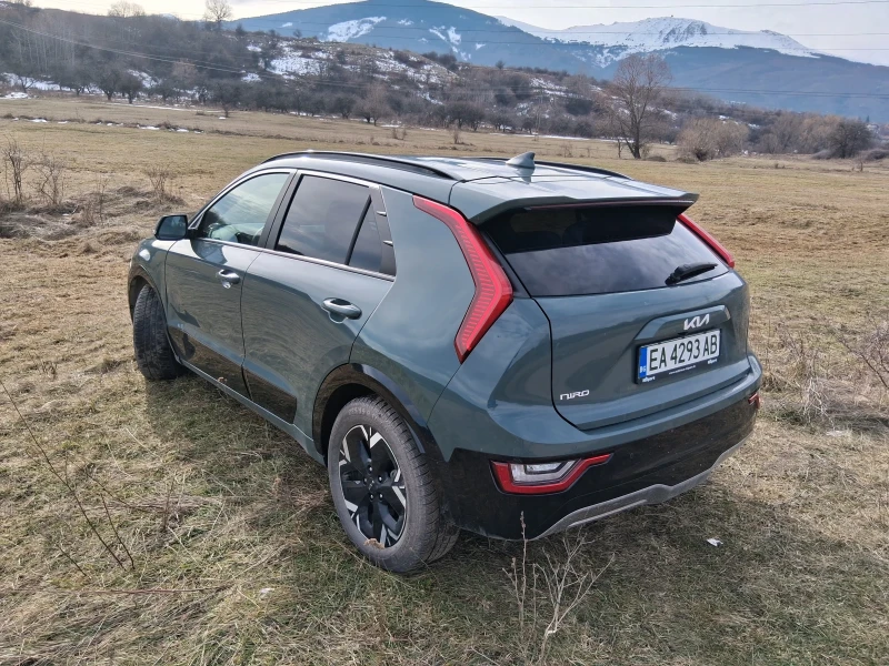 Kia Niro EV, снимка 8 - Автомобили и джипове - 52496689
