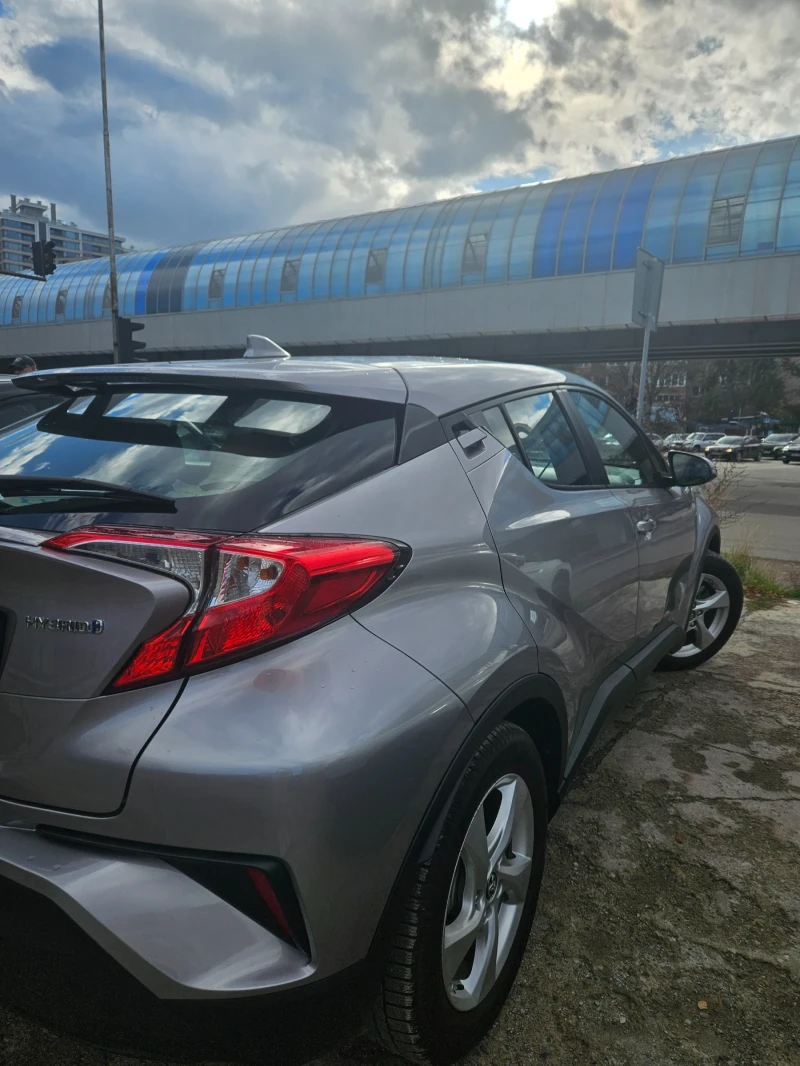 Toyota C-HR, снимка 2 - Автомобили и джипове - 52350973