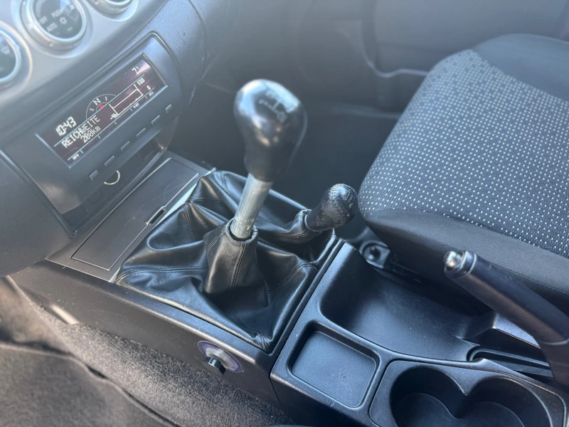 Mitsubishi L200 2.5 d 178 ks, снимка 13 - Автомобили и джипове - 52422721