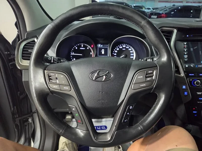 Hyundai Santa fe The Prime Diesel 2.0 2Wd Premium, снимка 11 - Автомобили и джипове - 56072965