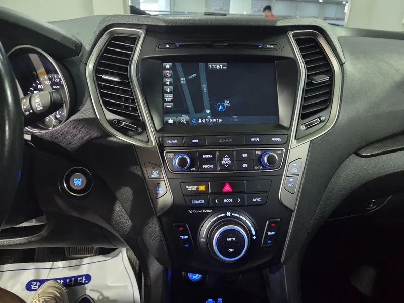 Hyundai Santa fe The Prime Diesel 2.0 2Wd Premium, снимка 8 - Автомобили и джипове - 56072965