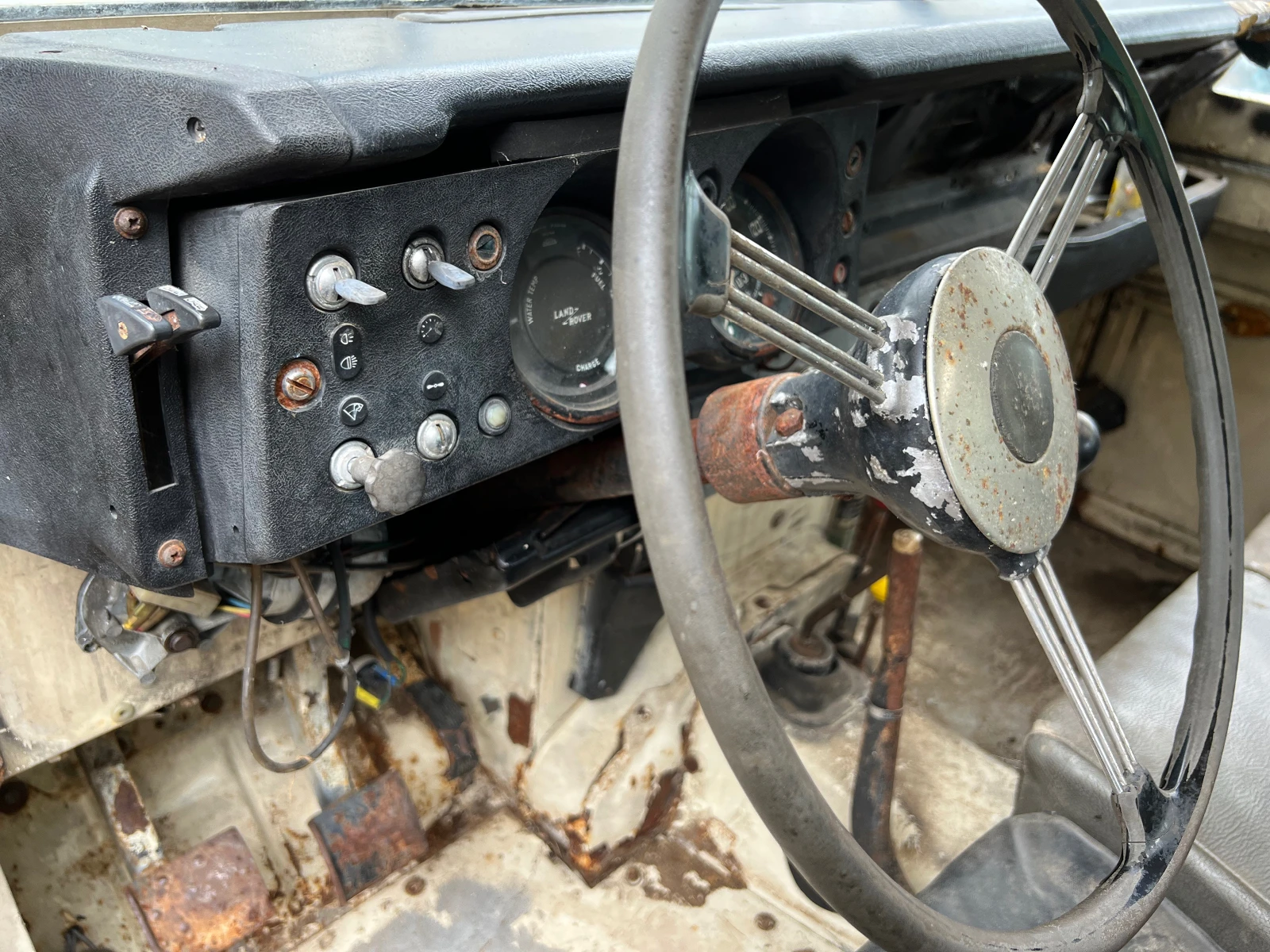 Land Rover Defender 2.3   | Mobile.bg   13