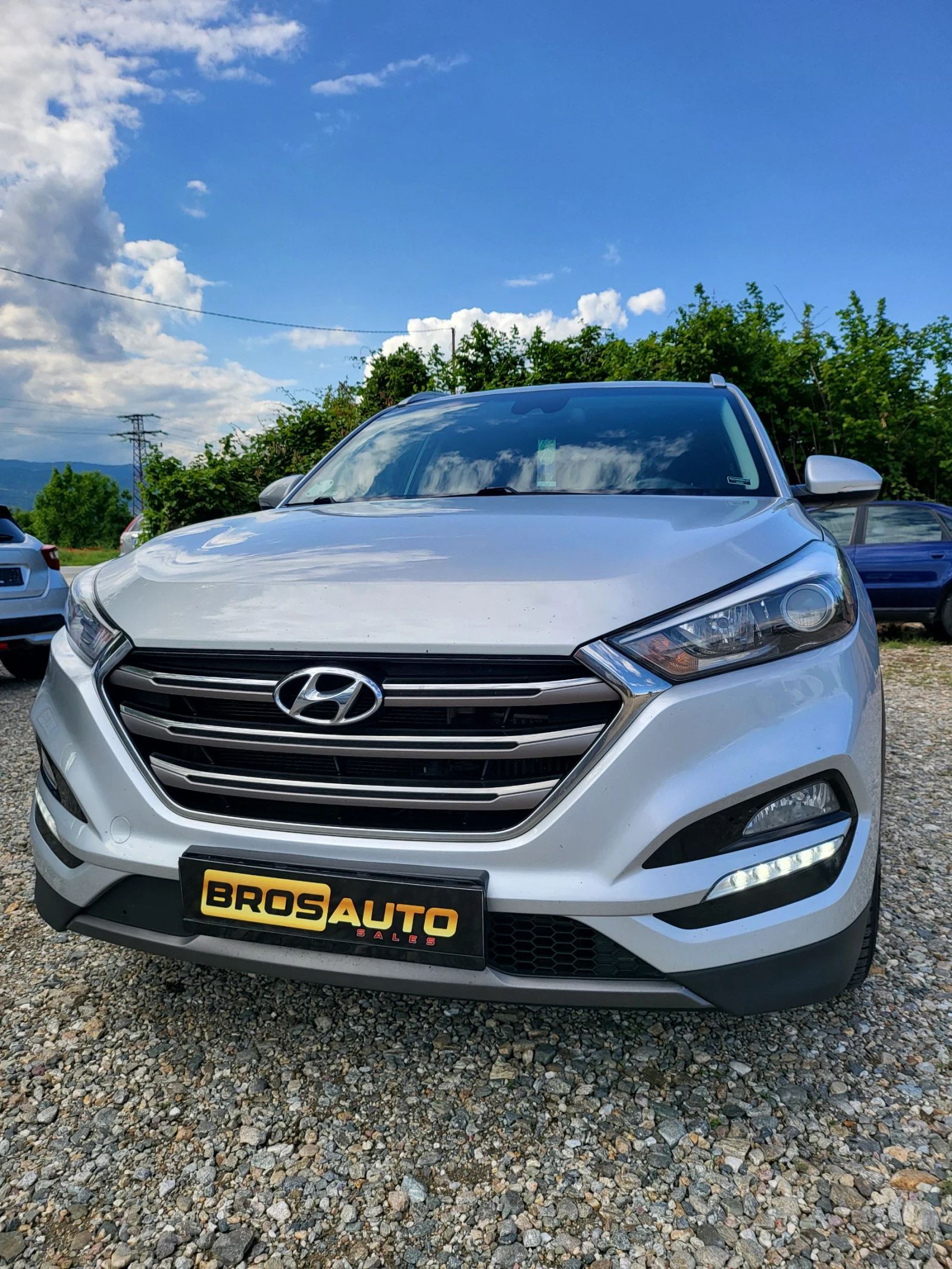 Hyundai Tucson 1.7 CRDI/AUTOMATIC - изображение 4