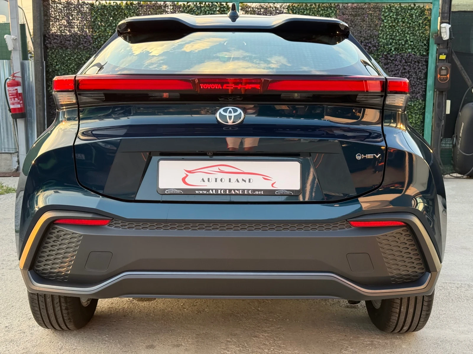 Toyota C-HR LED/NAVI/CARPLAY/CAM/СОБСТВЕН ЛИЗИНГ - изображение 5