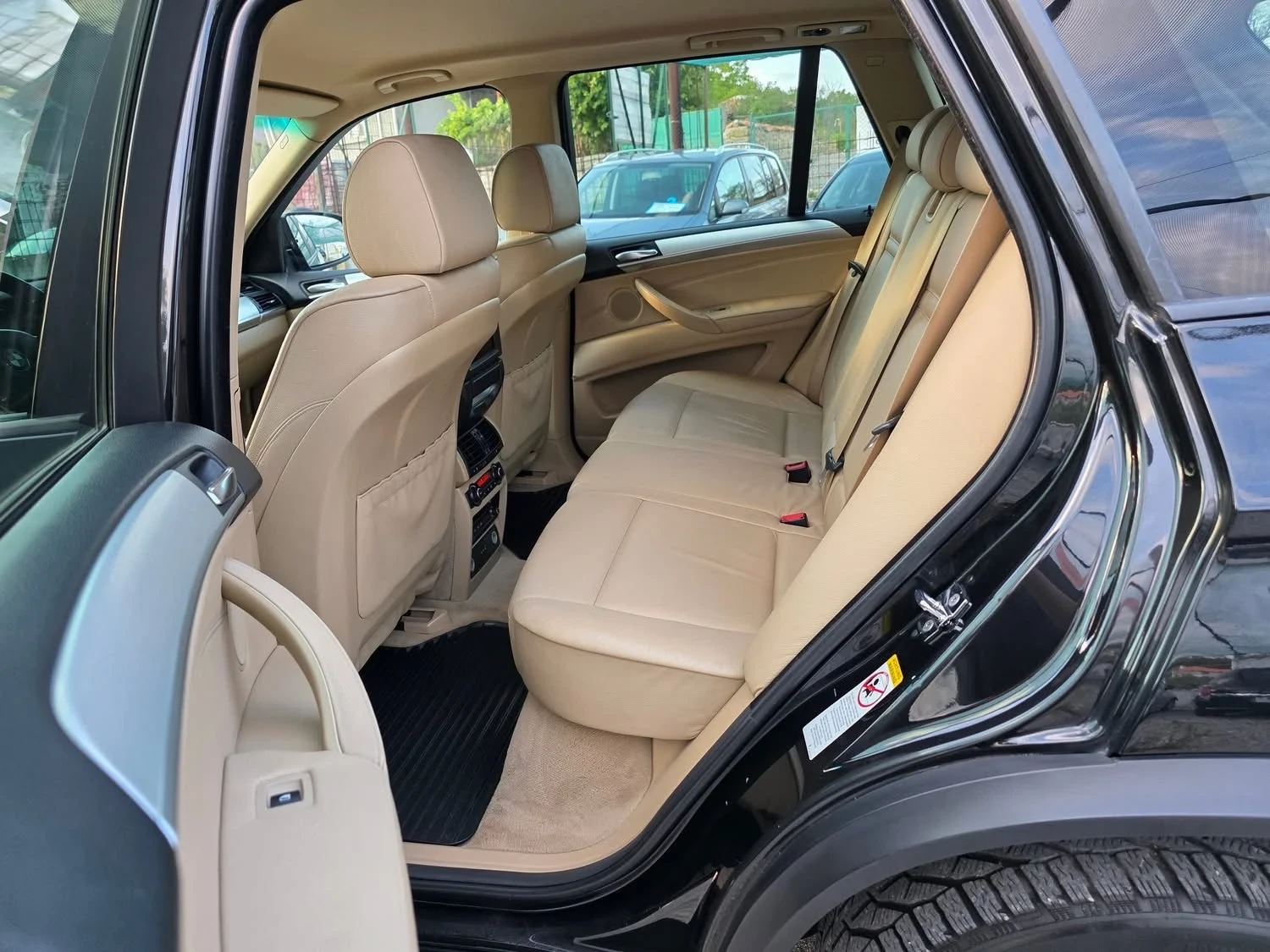 BMW X5 3.0D 235K.C. / ХЕД ЪП / НАВИ / БИ КСЕНОН/ ТЕМПОМАТ - изображение 7