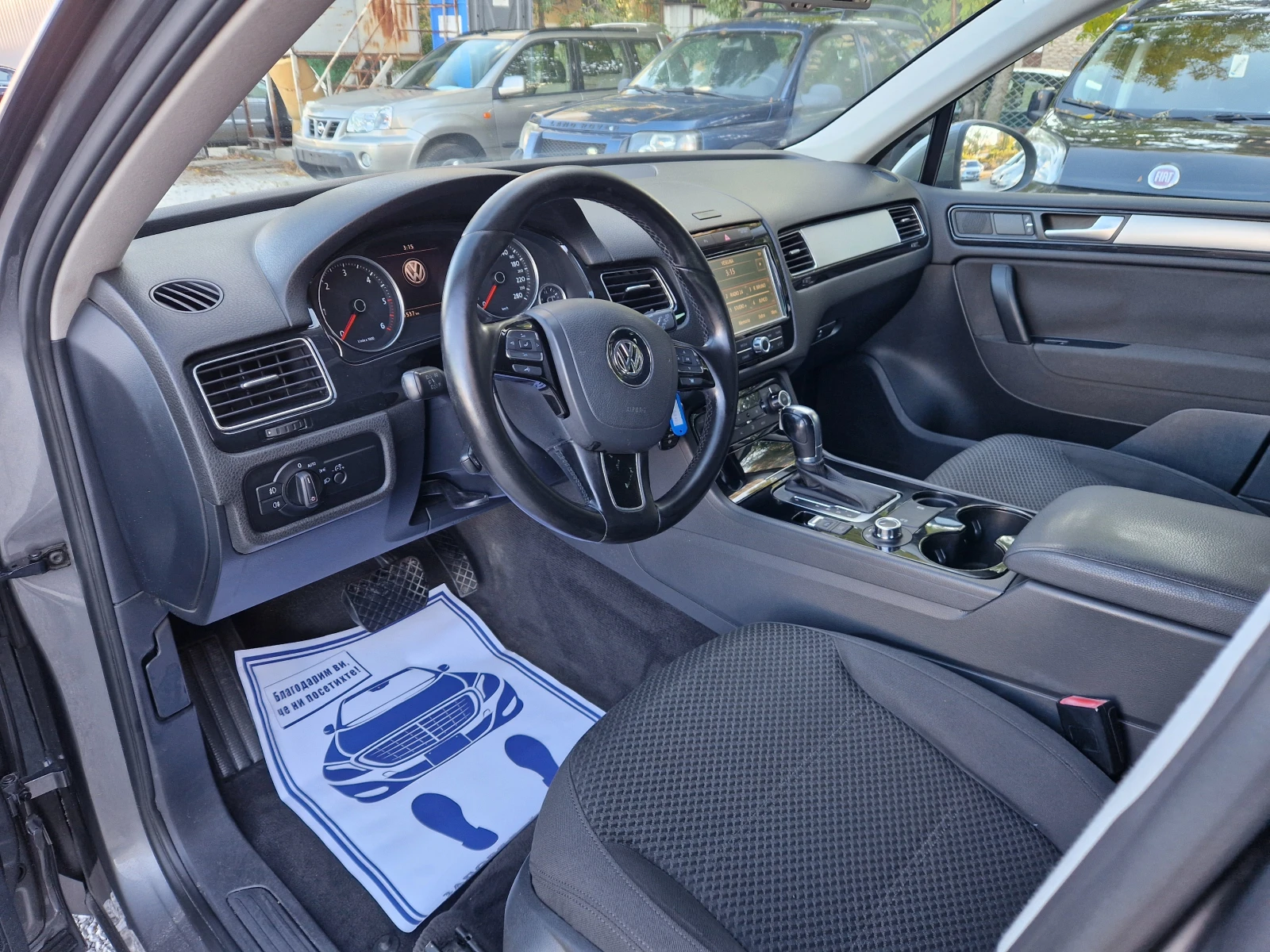 VW Touareg 3.0D/автомат - изображение 10