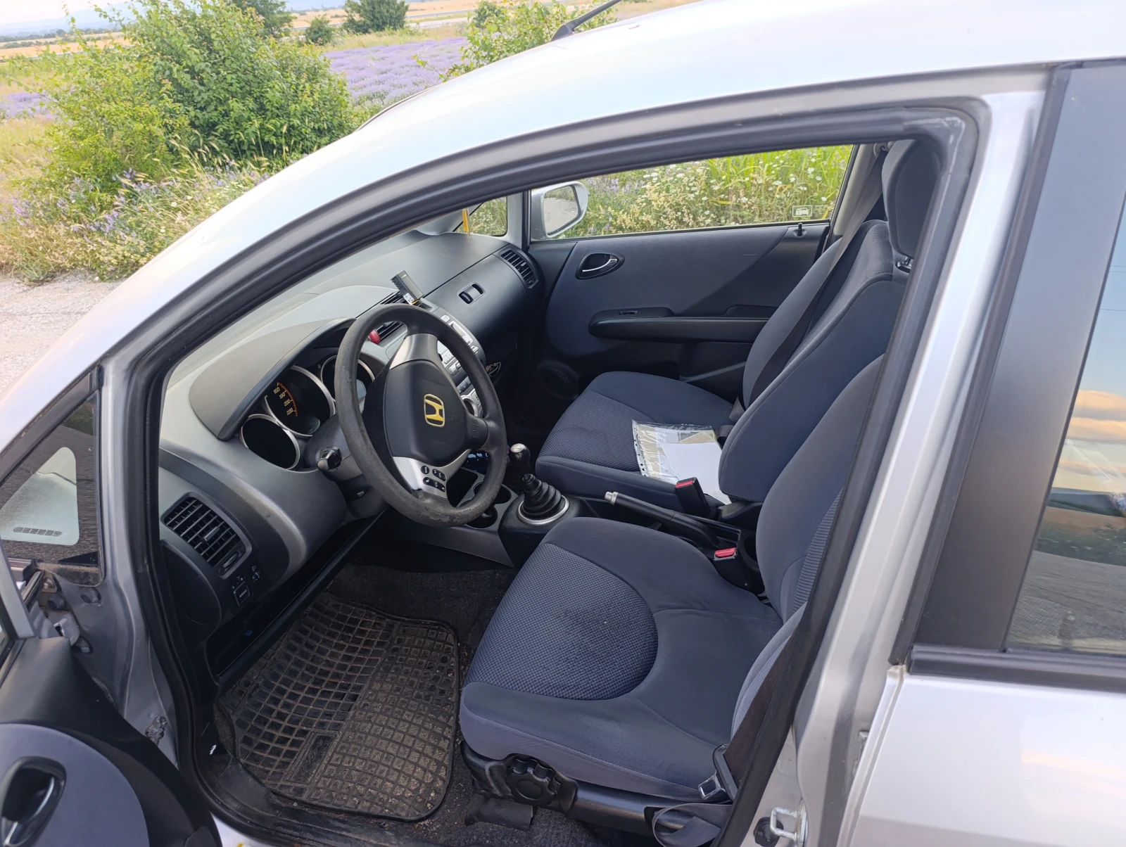 Honda Jazz 1.4i feis, снимка 6 - Автомобили и джипове - 54814410