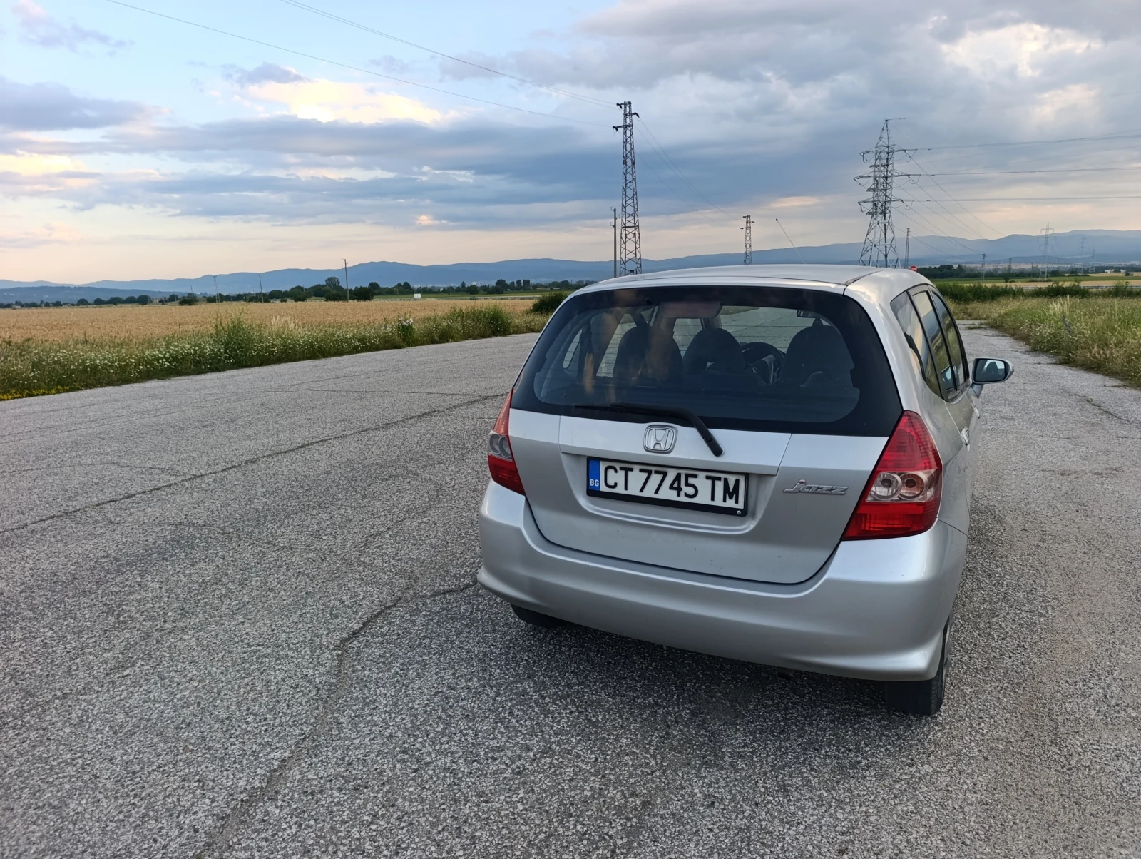 Honda Jazz 1.4i feis, снимка 2 - Автомобили и джипове - 54814410