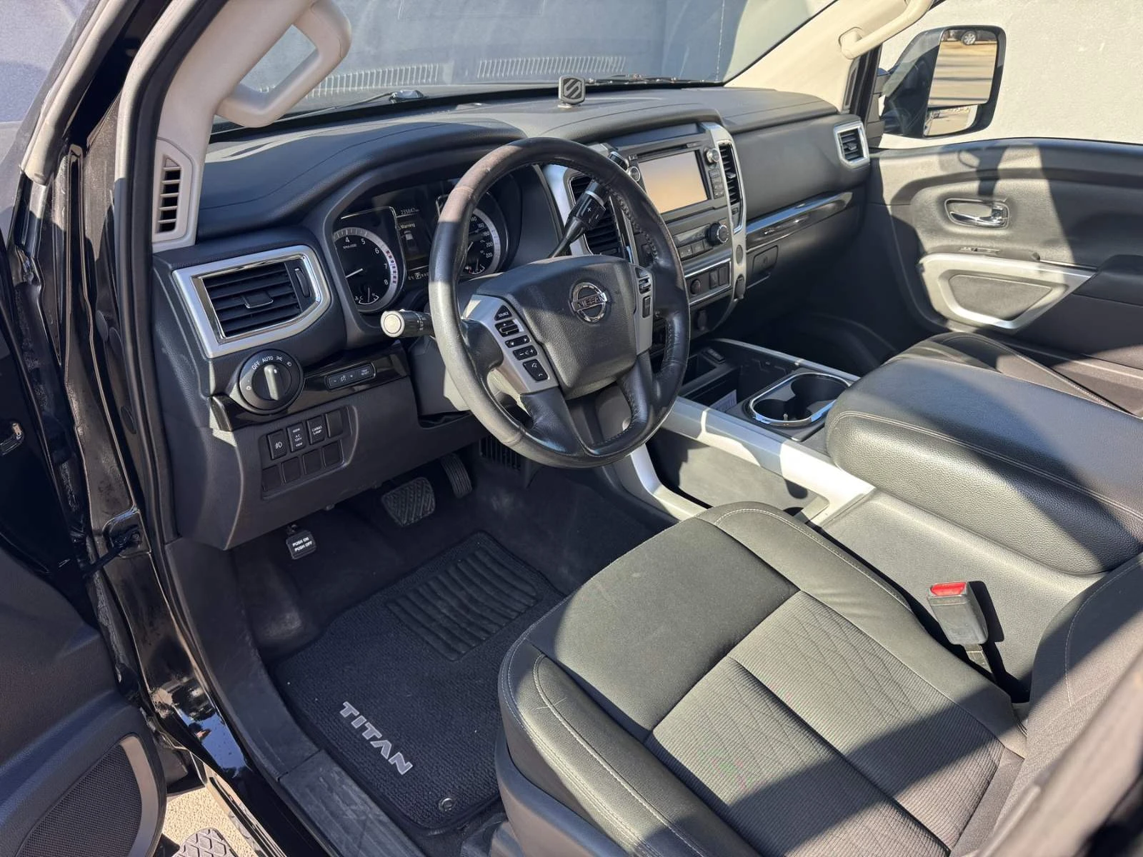 Nissan Titan crew cab 5.6L V8 4x4 | Mobile.bg � ����������� 10