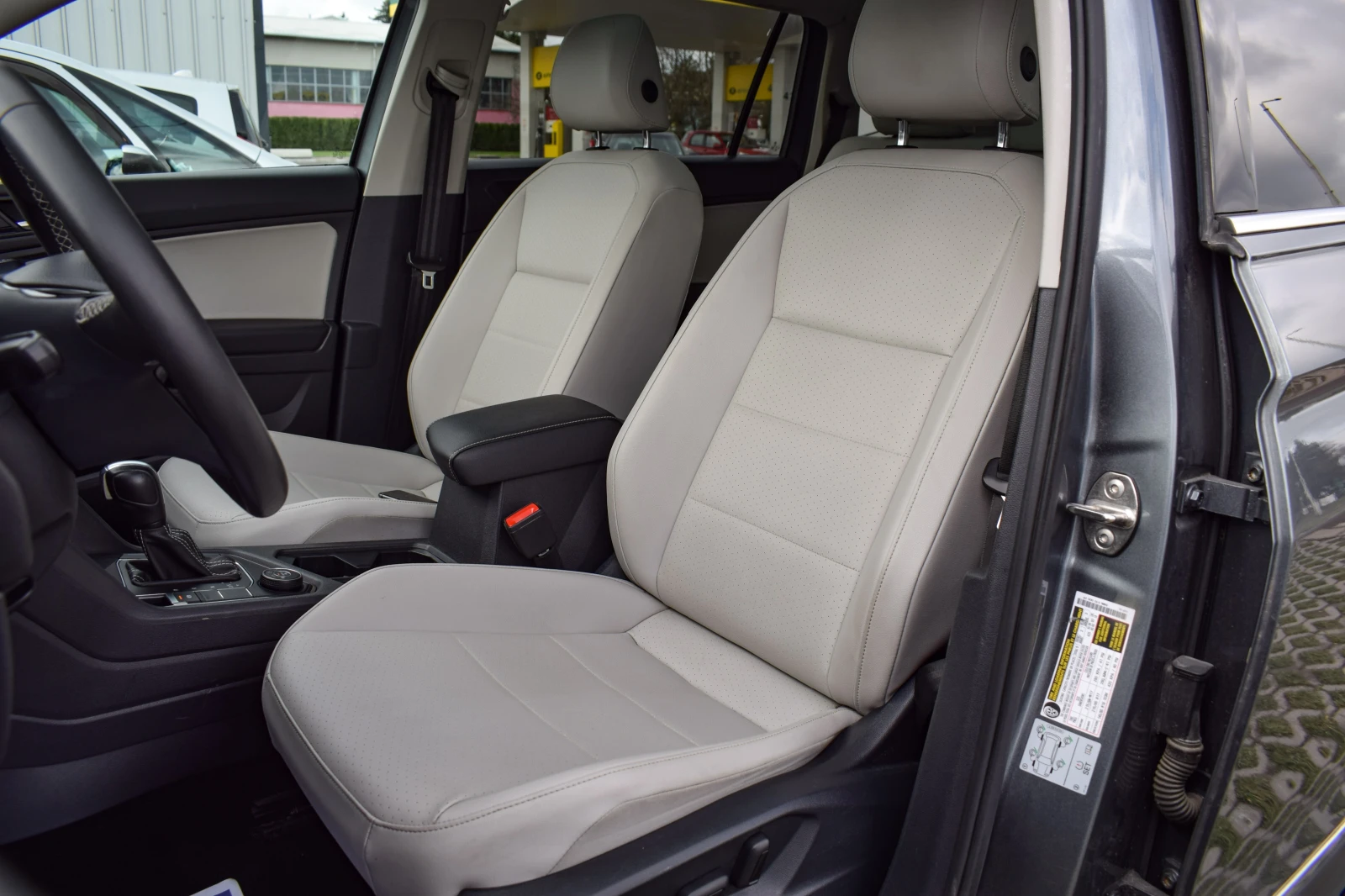 VW Tiguan Allspace, Panorama, СПЕШНО!!!, снимка 9 - Автомобили и джипове - 54019735