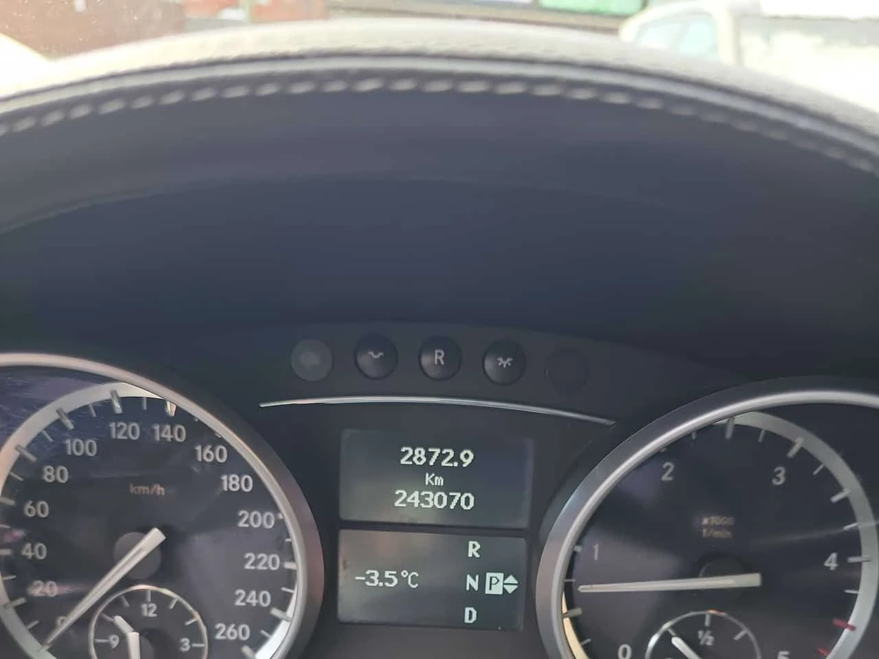 Mercedes-Benz GL 350 * BlueTEC * CARFAX * ОБДУХВАНЕ * ПАНО * KEYLESS, снимка 8 - Автомобили и джипове - 54141337