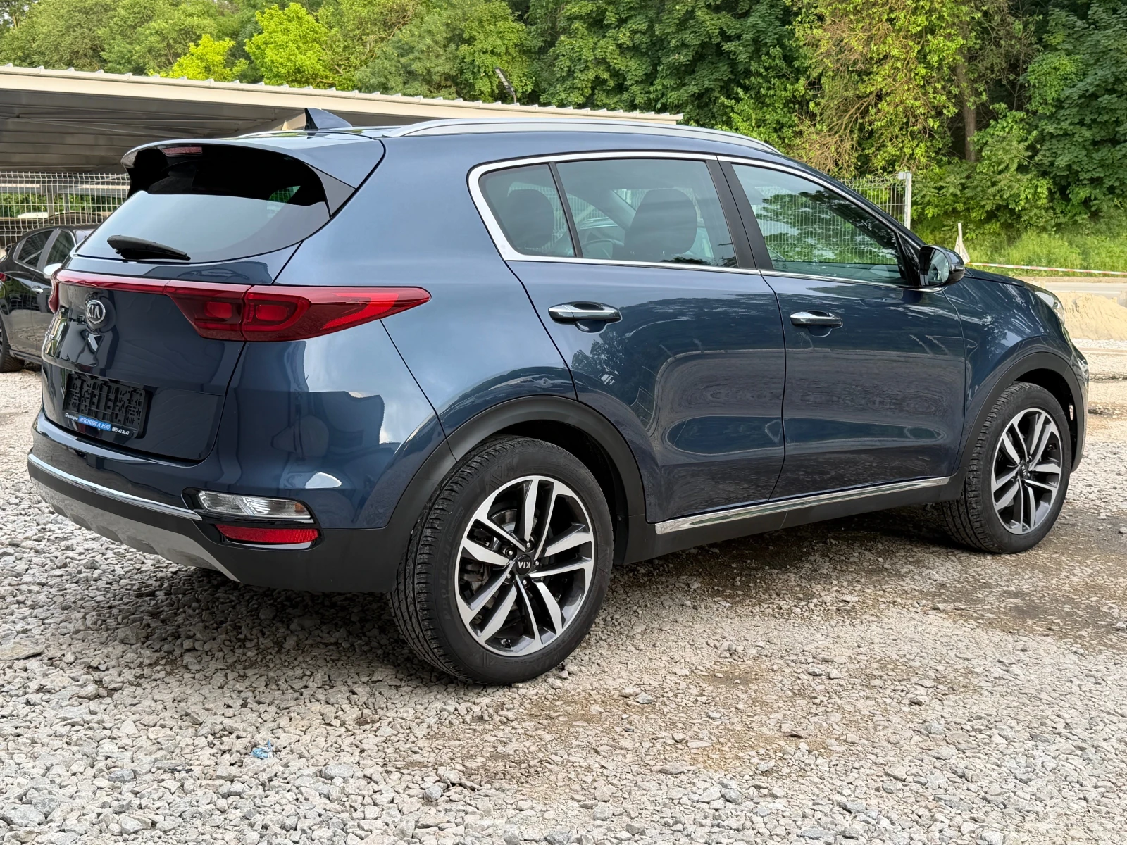 Kia Sportage 1.6CRDI* FACE* TOP* AVTOMAT* LED* NAVI* EVRO6, снимка 4 - Автомобили и джипове - 54680394
