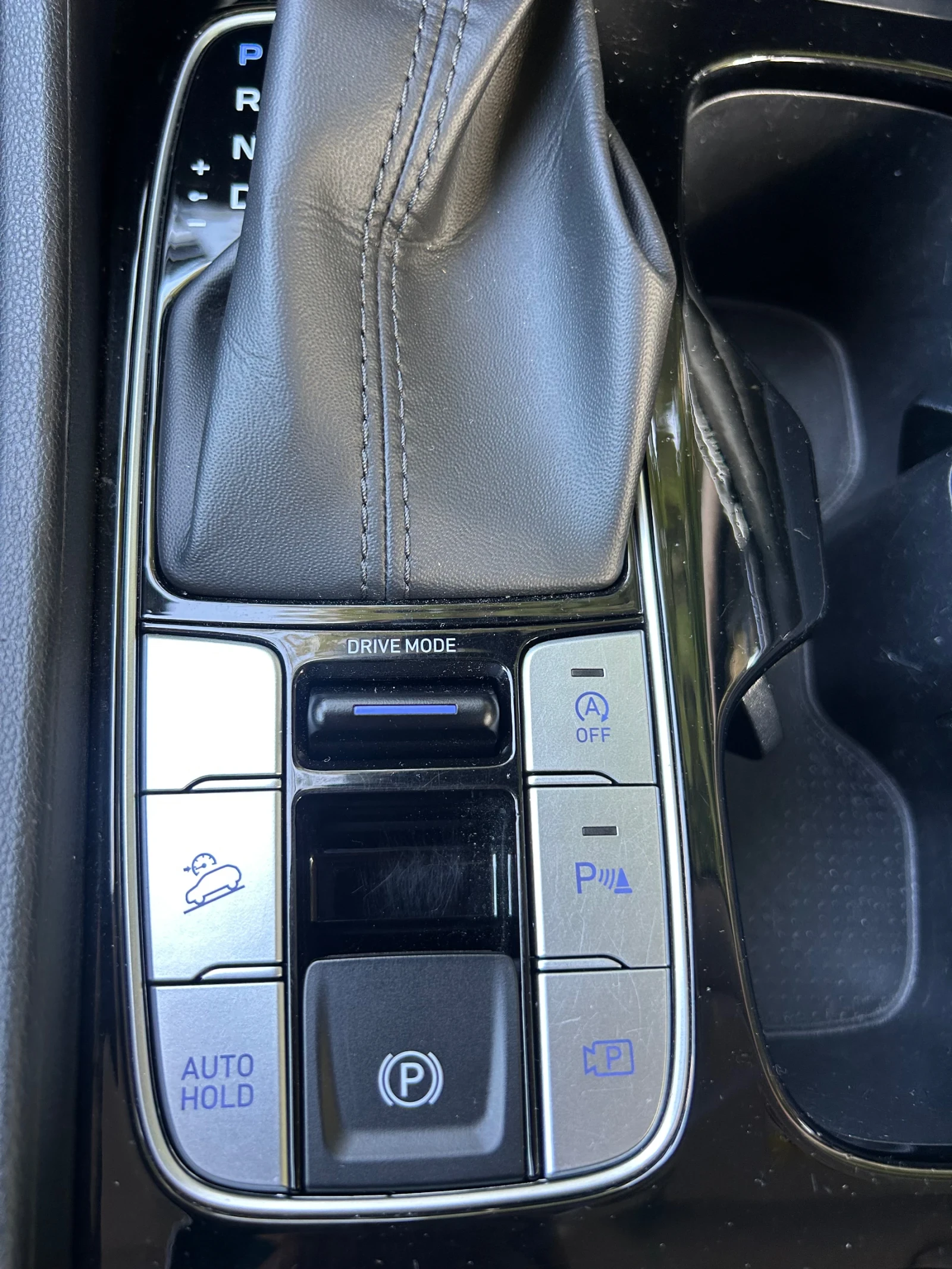 Hyundai Tucson, снимка 13 - Автомобили и джипове - 54795222