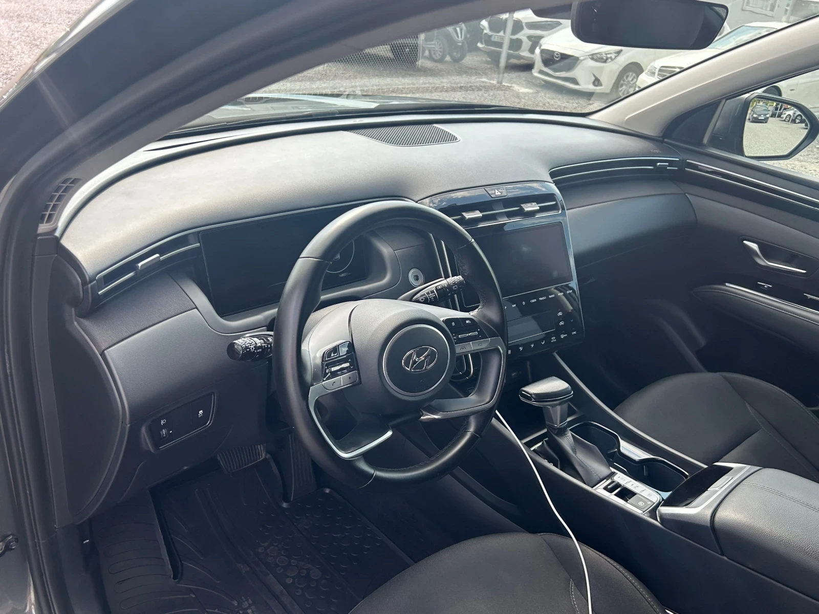 Hyundai Tucson, снимка 8 - Автомобили и джипове - 54795222