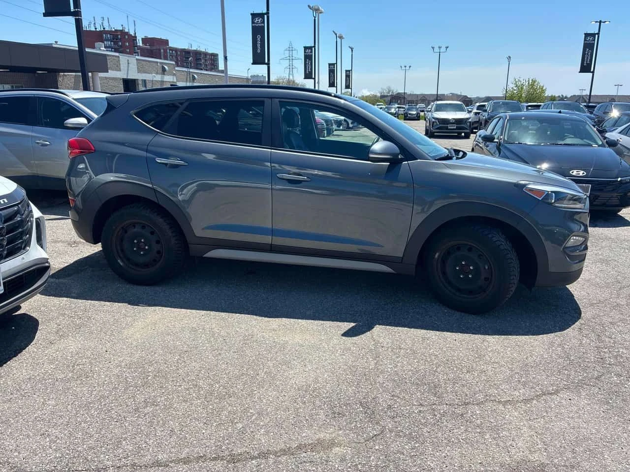Hyundai Tucson * SE * CARFAX * ПОДГРЕВИ * ПАНО * KEYLESS , снимка 3 - Автомобили и джипове - 54836926
