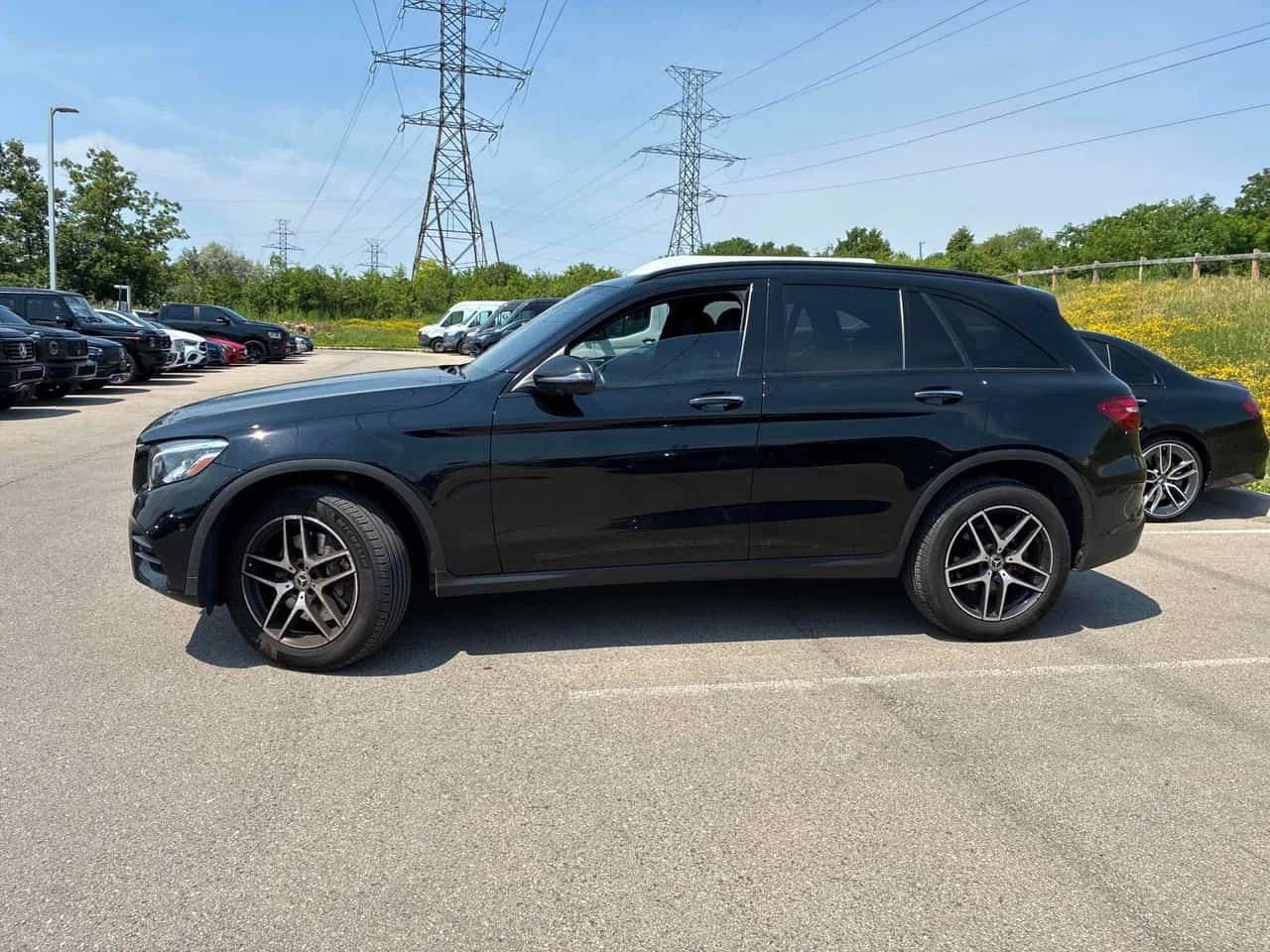 Mercedes-Benz GLC * 300 * CARFAX * ЦЕНА ДО БГ, снимка 2 - Автомобили и джипове - 55234279