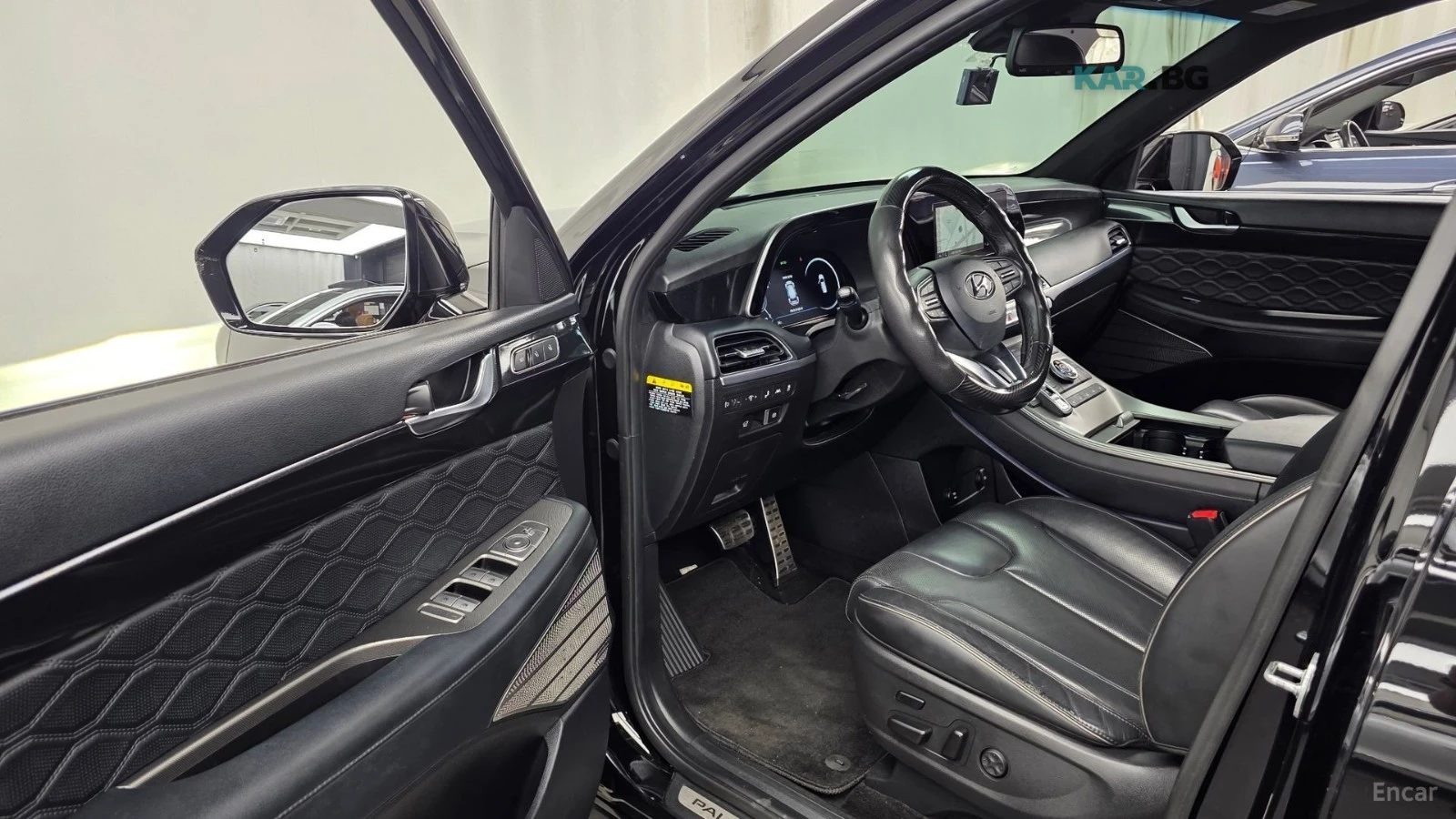 Hyundai Palisade CALLIGRAPHY/DRIVE-ASSISTS/MASSAGE, снимка 5 - Автомобили и джипове - 55350331