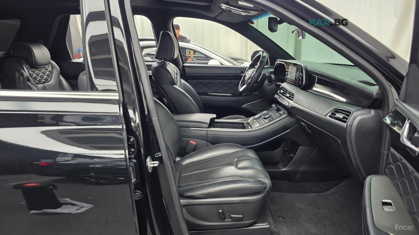 Hyundai Palisade CALLIGRAPHY/DRIVE-ASSISTS/MASSAGE, снимка 15 - Автомобили и джипове - 55350331