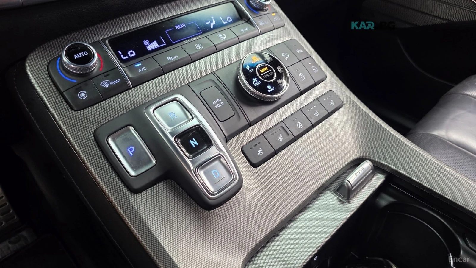 Hyundai Palisade CALLIGRAPHY/DRIVE-ASSISTS/MASSAGE, снимка 11 - Автомобили и джипове - 55350331