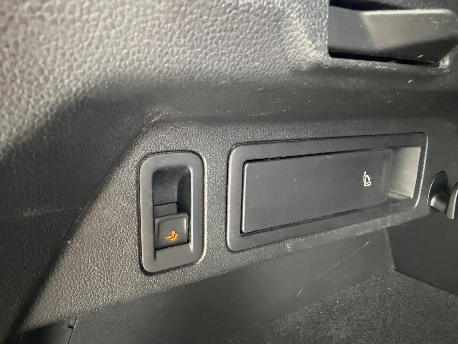 VW Tiguan, снимка 5 - Автомобили и джипове - 55366491