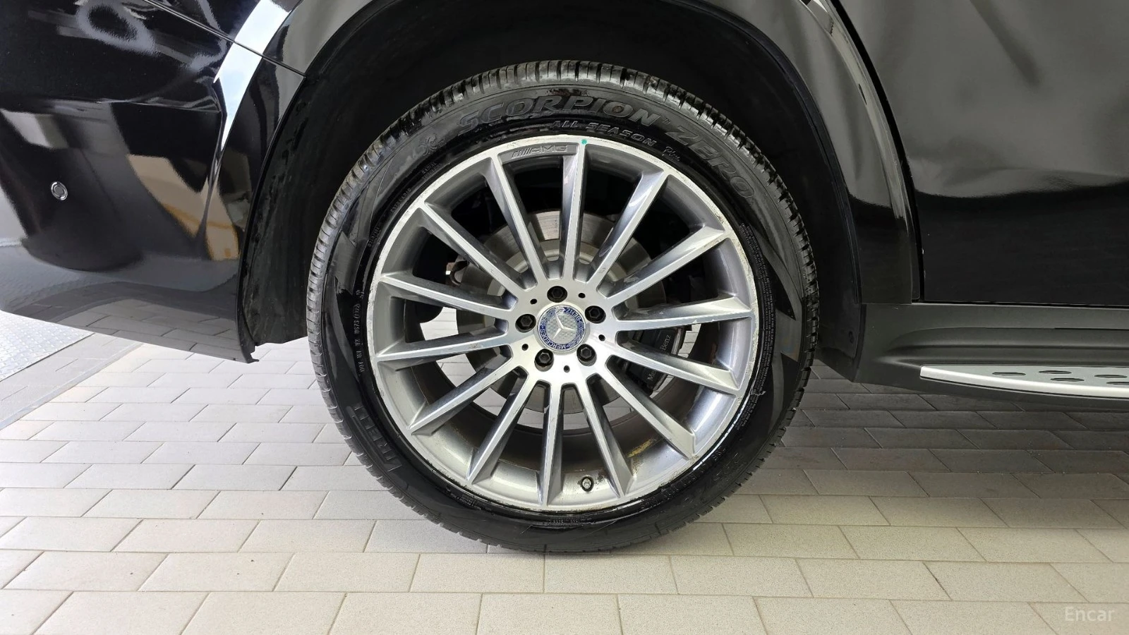 Mercedes-Benz GLS 500 ПАМЕТ* ОБДУХВАНЕ* ПОДГРЕВ* 360 КАМЕРА* , снимка 5 - Автомобили и джипове - 55432883