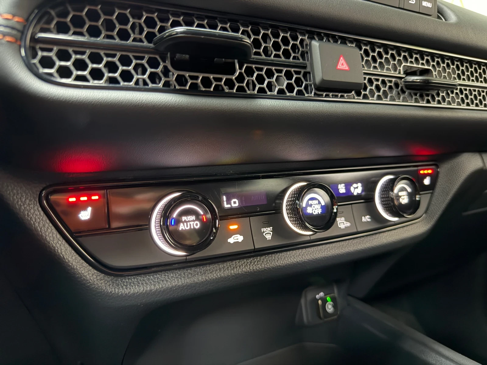 Honda Hr-v * AWD* 2024 | Mobile.bg � ����������� 12