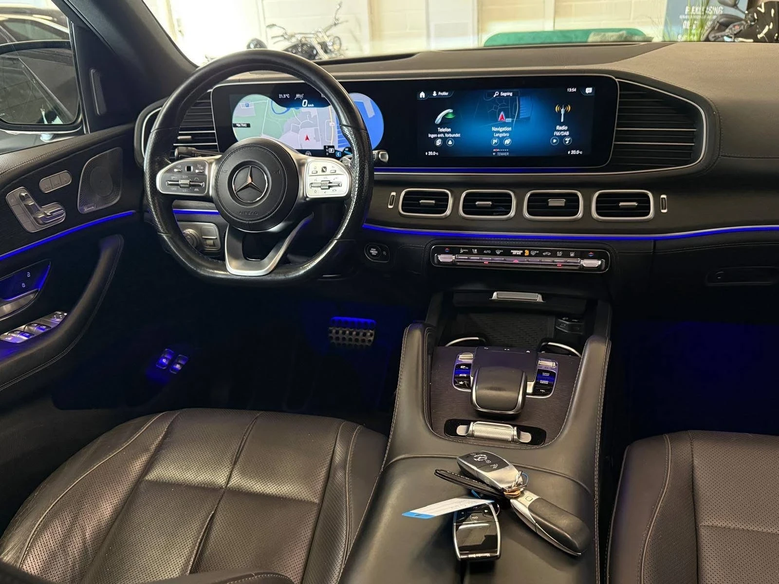 Mercedes-Benz GLS 400 D FULL AMG LINE LED ПАНО BURM HUD ЛИЗИНГ 100%, снимка 14 - Автомобили и джипове - 55732578