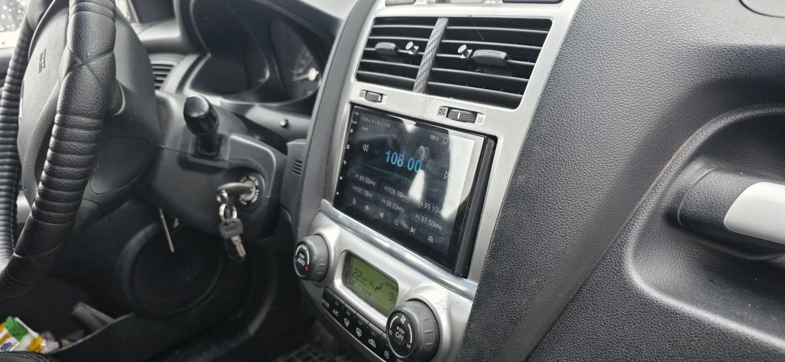 Kia Sportage, снимка 6 - Автомобили и джипове - 55791376