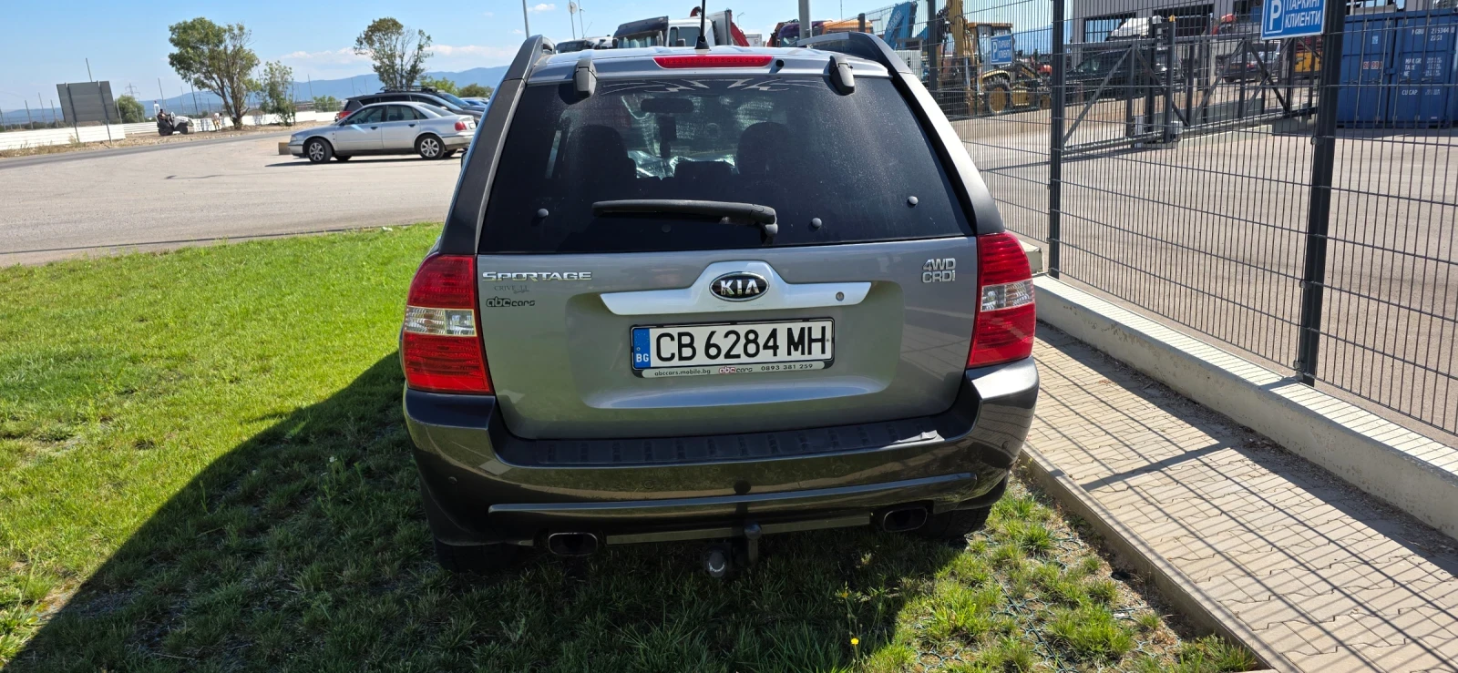 Kia Sportage, снимка 2 - Автомобили и джипове - 55791376