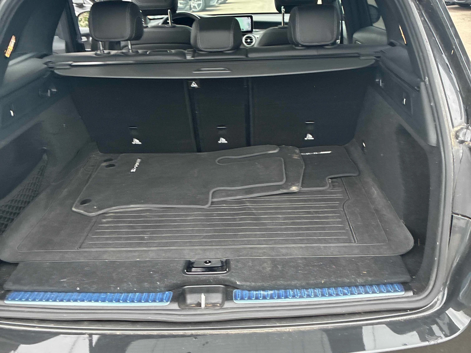 Mercedes-Benz GLC 300  ДИСТРОНИК / 360 / 2 КЛЮЧА , снимка 12 - Автомобили и джипове - 55938377
