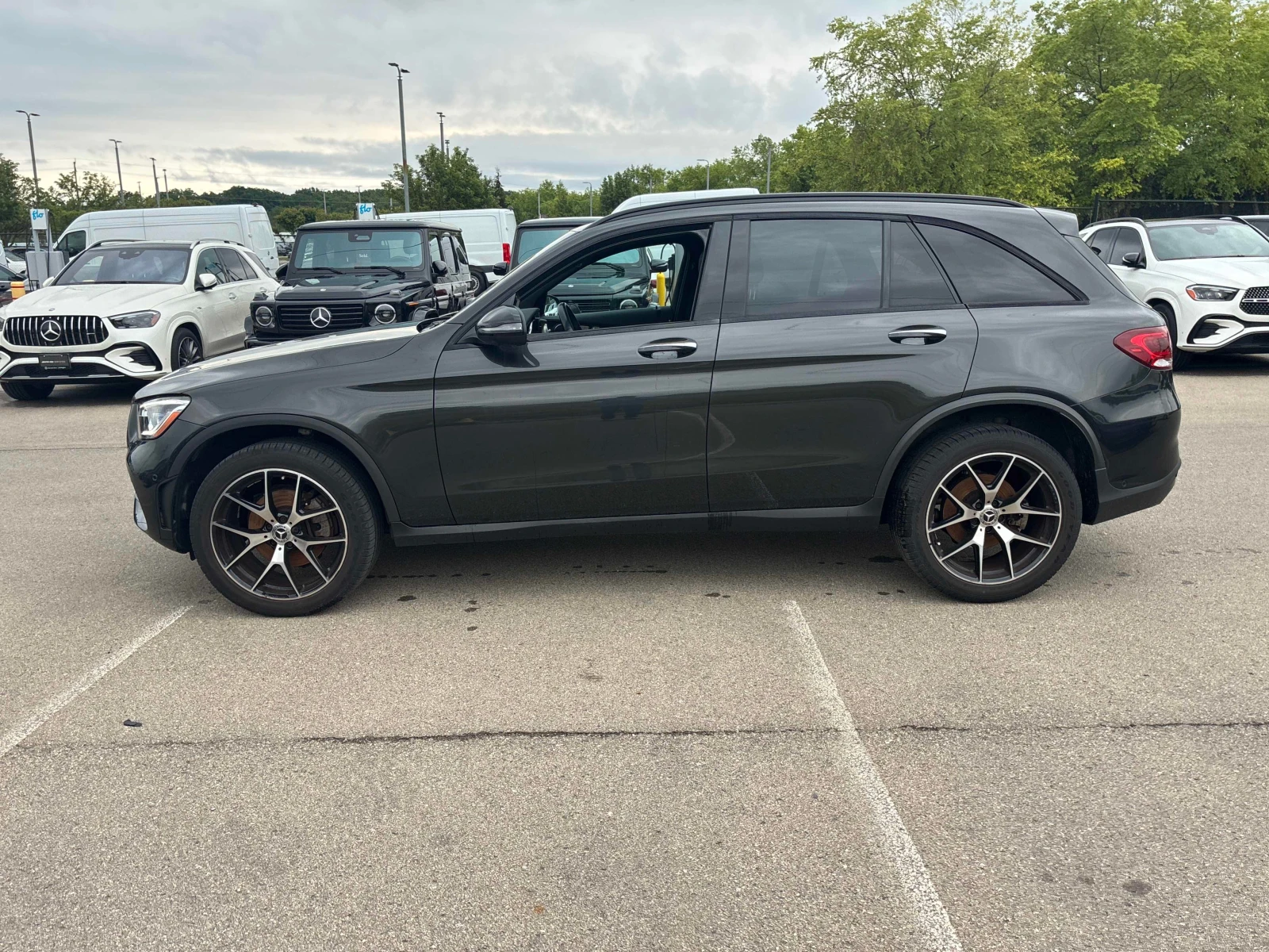 Mercedes-Benz GLC 300  ДИСТРОНИК / 360 / 2 КЛЮЧА , снимка 2 - Автомобили и джипове - 55938377