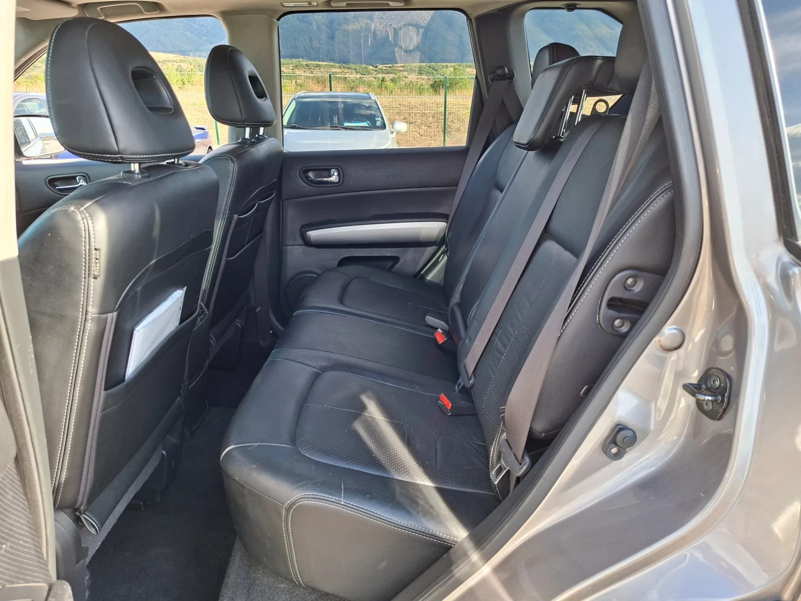 Nissan X-trail 2, 0 dci, снимка 11 - Автомобили и джипове - 55954593