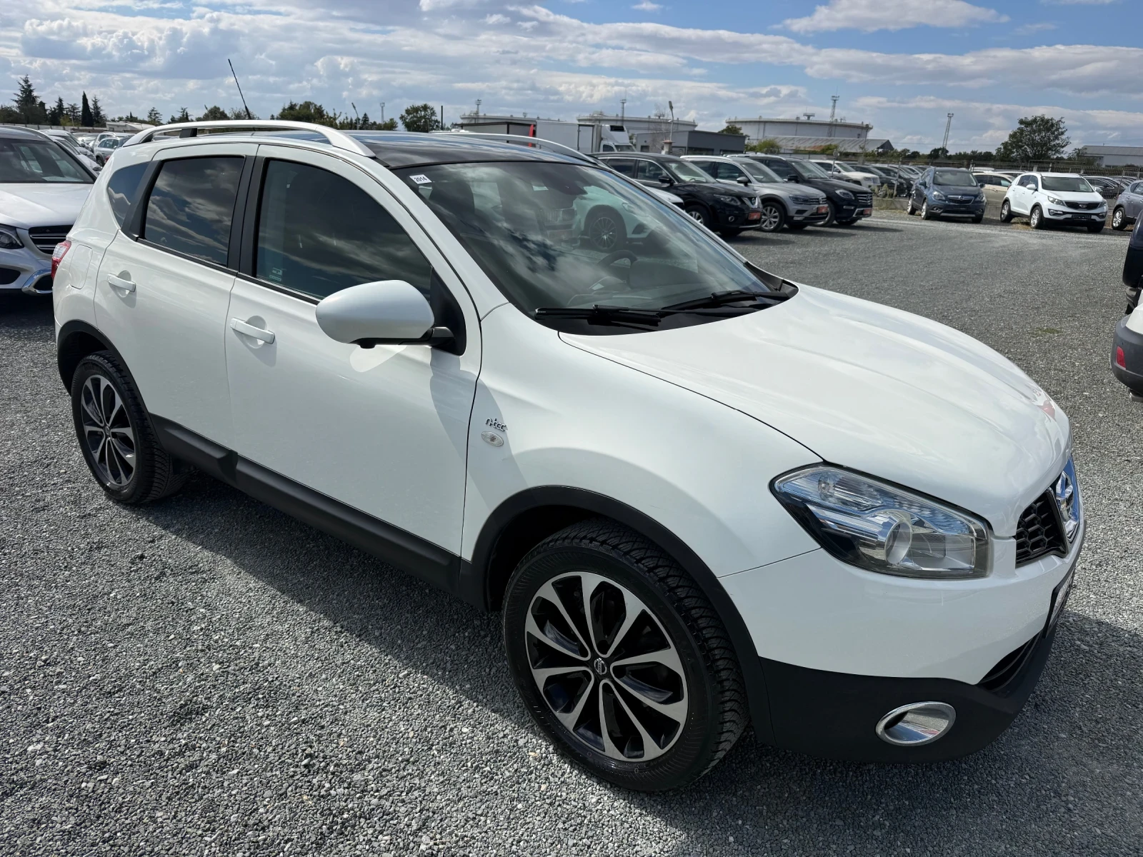 Nissan Qashqai (KATO НОВА)^(АГУ), снимка 3 - Автомобили и джипове - 56223740