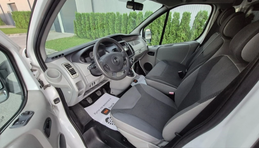 Opel Vivaro 2.0dci - изображение 9