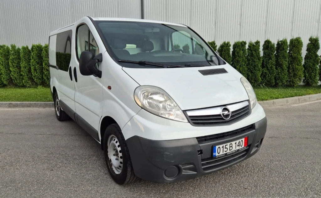 Opel Vivaro 2.0dci - изображение 7