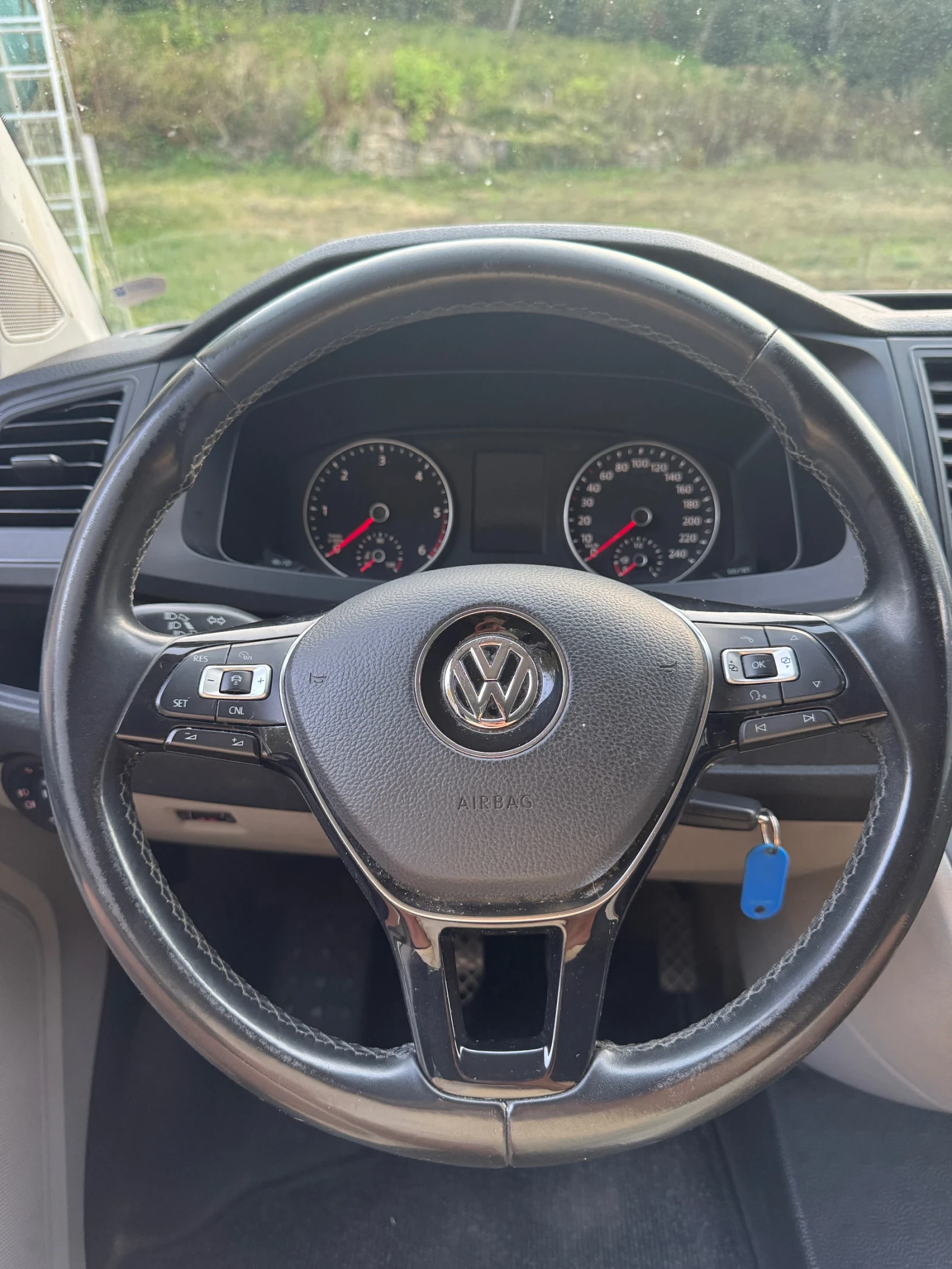 VW T6 2.0 TDI  9 места, снимка 10 - Бусове и автобуси - 55905000